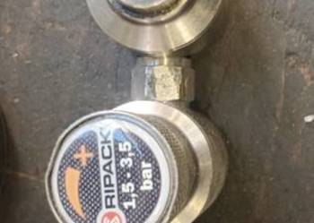 Regulowany reduktor ciśnienia gazu