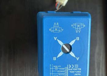 Zawór trójdrożny z siłownikiem 3/4 cala