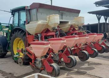 Siewnik do kukurydzy Kverneland Accord Optima 6 rzędów