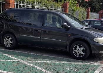 Chrysler Voyager 3.3 V6 + LPG – uszkodzony, do naprawy lub na części