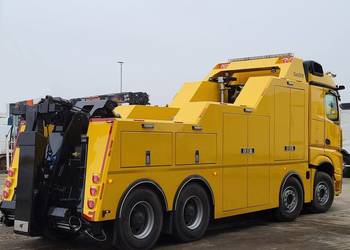 Holownik 4 osiowy do ciężarówek Tira Mercedes