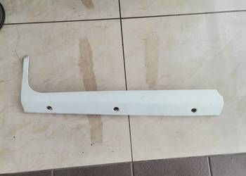 Narożnik owiewka górna lewa Renault midliner