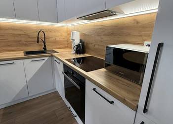 3 pokojowe mieszkanie 48m| Kraków - Osiedle Szkolne | balkon francuski | go