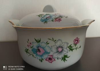 Waza, porcelana Wawel, Nowa