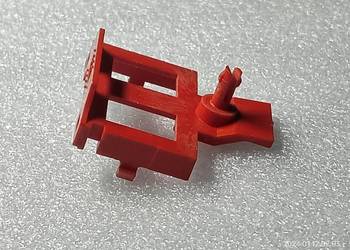 Skrzynka sprzęgła do lokomotywy BR 01 Piko H0 Skrzynka sprzęgła do lokomotywy BR 01 Piko H0