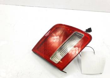 LAMPA W KLAPE LEWA AUDI A8 D3 4E0945093C