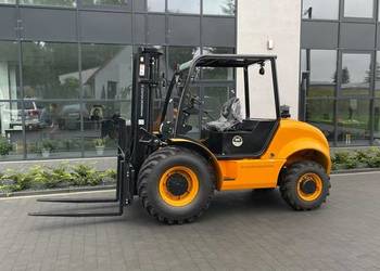 Terenowy Wózek Widłowy 4x4, 3.5T od Gunter Grossmann