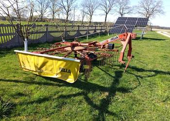 Zgrabiarka fella Ts 415 dn sianokiszonka siano bydło pryzm