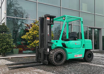 Wózek widłowy Mitsubishi DP30 3 tony triplex 4,3 m diesel