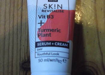 Rewitalizujące serum i krem do twarzy na dzień 2 w 1 Avon