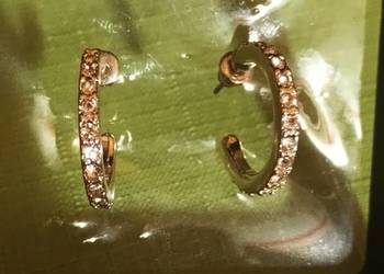 4 pary kolczyków ze stali nierdzewnej