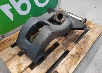 Massey Ferguson serii 8600 {Wspornik Wahacz Dana 7700102561}