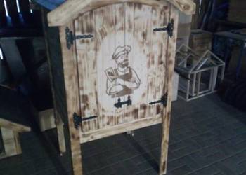 Wedzarka ogrodowa stojąca