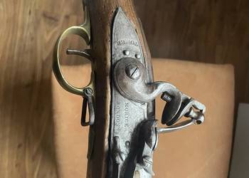 Karabin skałkowy Brown bess