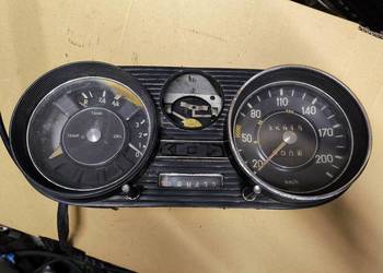 Zegary licznik prędkościomierz mercedes w108 w109 wskaźniki automat