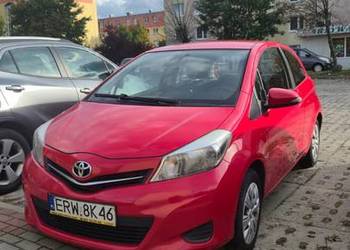 Toyota Yaris III van (2-miejscowy z homologacją ciężarową) 2013r 1.0 benz.