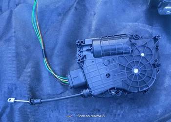 Sprzedam zamek klapy bagażnika XC 70