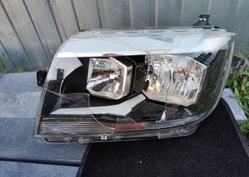 Lampa Crafter,, Man nr.7C1.941.005.B rok2023 uchwyty całe  do wymiany szklo