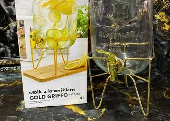 Słoik z kranikiem i stojakiem