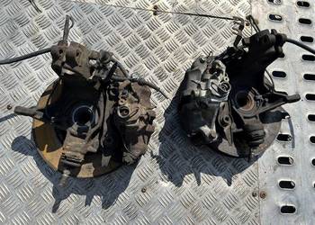 CITROEN C5 II 2.0 HDI Kombi KCWD Zwrotnica Prawa Lewa Piasta Zaciski