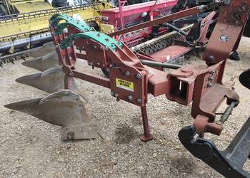 Pług 4 skibowy resorowy staltech