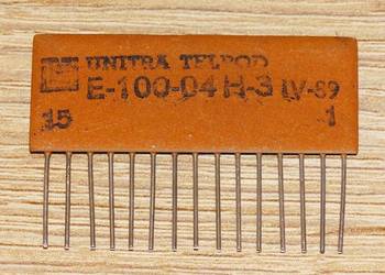 Układ scalony hybrydowy E100-04H-3 generator, bramka NOR UNITRA TELPOD