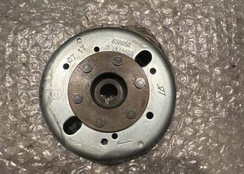 ORYGINALNY wirnik koła zamachowego Piaggio Vespa S 50 4T 4V 2008/2014