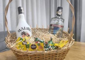 Kosz prezentowy z taśmy