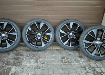 Sprzedam komplet oryginalnych felg Volkswagen