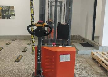Wózek elektryczny z masztem Jazgot
