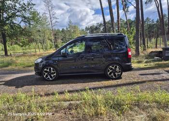 Ford tourneo courier