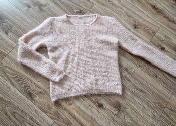 swetr rozm 40/42 L/XL pudrowy róż różowy puchaty Pepco