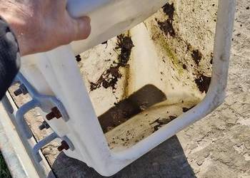 Karmidelko pasnik koryto dla cielat owiec