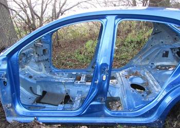 PRÓG SŁUPEK LEWY BOK 44J MAZDA 2 DJ