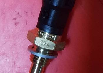 82017881 Czujnik temperatury New Holland
