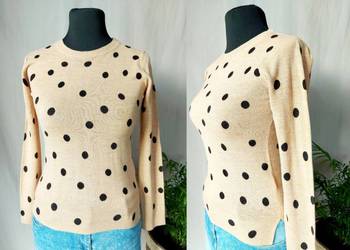 Beżowy sweter damski w groszki dopasowany M&S Collection XS