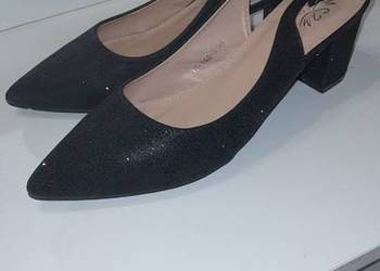 Buty na obcasie