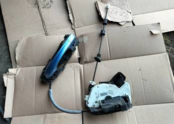 SKODA OCTAVIA 3 KOMBI 5E083915 KLAMKA ZAMEK LINKA DRZWI LEWY TYŁ