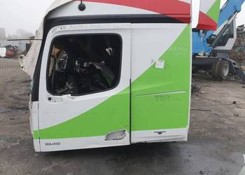 ĆWIARTKA LEWA TYŁ KABINY MERCEDES ACTROS 1845 ĆWIARTKA LEWA TYŁ KABINY MERCEDES ACTROS 1845