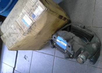 Zacisk Mercedes ATEGO AXOR TOURINO oryginalny 0024203701