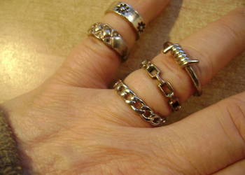 Starocie z PRL - Biżuteria = Zestaw 5 pierścionków do wyboru TANIO