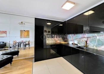Okolice Mostu Osobowickiego / Taras 1 300 m² /Atal