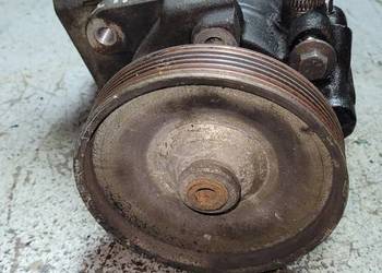 Pompa wspomagania Renault 19 1.8