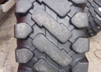 Opona używana przemysłowa 23.5-25 23.5R25 TRADWAY 1400zł W2220 Opona używana przemysłowa 23.5-25 23.5R25 TRADWAY 1400zł W2220