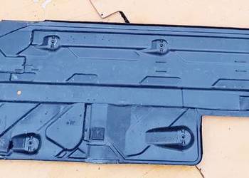 MERCEDES W204 2011 LIFT OSŁONA PODWOZIA LEWA A2046101308