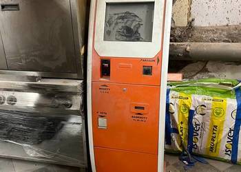 Sprzedam terminal samoobsługowy wiek 10 lat.