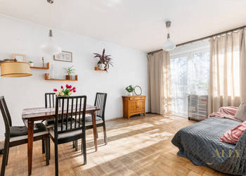 Sprzedam mieszkanie 56.5m2 3 pokoje Warszawa Przasnyska