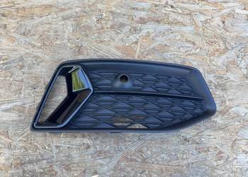 Kratka zderzaka przód prawa rh Audi a6 c8 4K0 18+ czarny chrom 4K0807682D