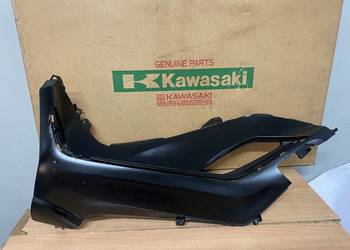 Piaggio MP3 Yourban 300 Podłoga Płoza Lewa owiewka osłona pod nogi