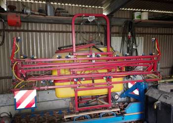 Opryskiwacz zawieszany biardzki 600l amazone agrio